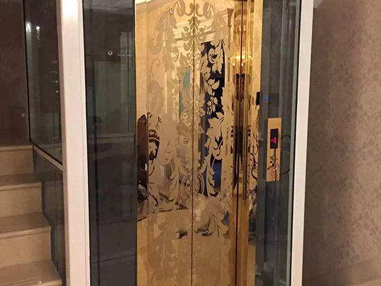 家用电梯